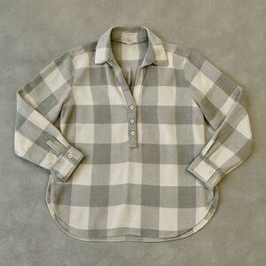 LOFT women Gray and White Plaid long sleeve Shirt/size XXSP